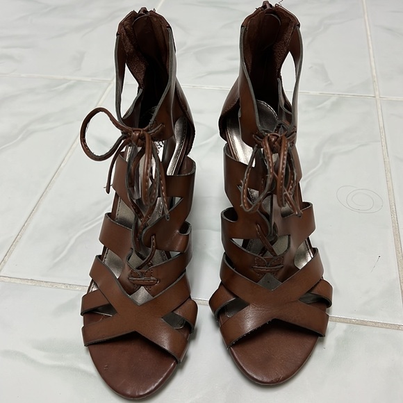 Mossimo Lace Up Heels - Picture 2 of 7